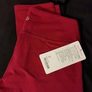 Lululemon Wunder Under II Crops